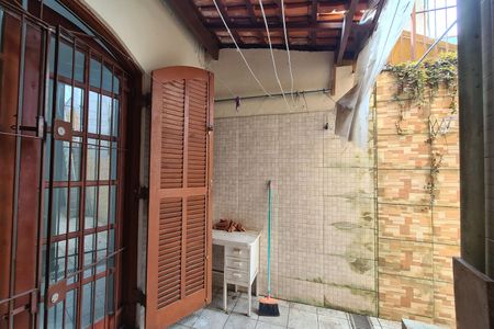 Casa à venda com 120m², 4 quartos e 2 vagasÁrea de Serviço