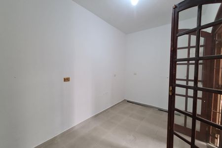 Casa à venda com 120m², 4 quartos e 2 vagasQuarto
