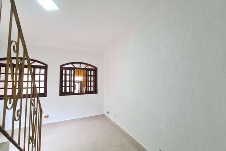 Casa à venda com 120m², 4 quartos e 2 vagasSala