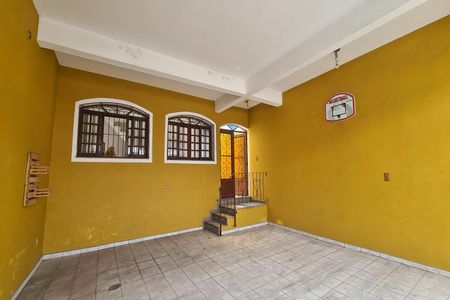 Casa à venda com 120m², 4 quartos e 2 vagasGaragem