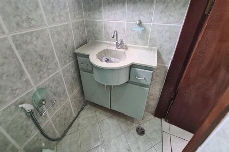 Casa à venda com 120m², 4 quartos e 2 vagasBanheiro da Suíte 2