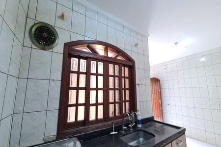 Casa à venda com 120m², 4 quartos e 2 vagasCozinha