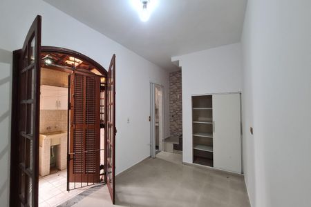 Casa à venda com 120m², 4 quartos e 2 vagasQuarto