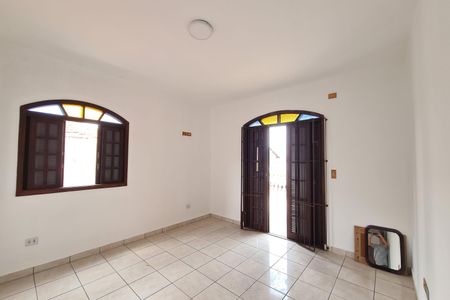Casa à venda com 120m², 4 quartos e 2 vagasSuíte 2