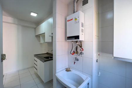 Apartamento para alugar com 34m², 1 quarto e sem vaga Apartamento para alugar com 34m², 1 quarto e sem vagaCozinha e área de serviço