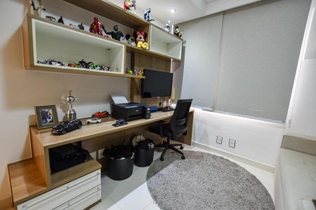 Apartamento à venda com 115m², 2 quartos e 2 vagasQuarto 2