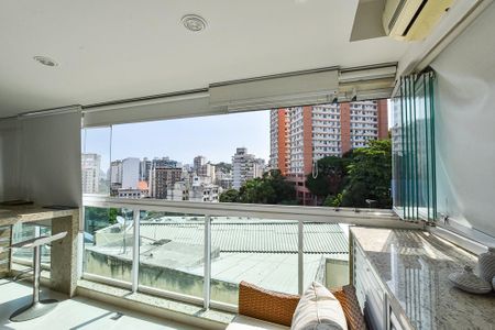 Apartamento à venda com 115m², 2 quartos e 2 vagasVaranda da Sala
