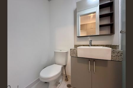 Studio para alugar com 28m², 1 quarto e sem vaga Studio para alugar com 28m², 1 quarto e sem vagaBanheiro