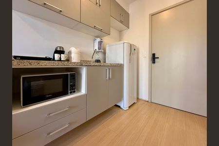 Studio para alugar com 28m², 1 quarto e sem vaga Studio para alugar com 28m², 1 quarto e sem vagaCozinha