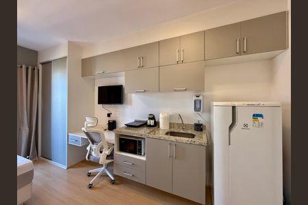 Studio para alugar com 28m², 1 quarto e sem vaga Studio para alugar com 28m², 1 quarto e sem vagaCozinha