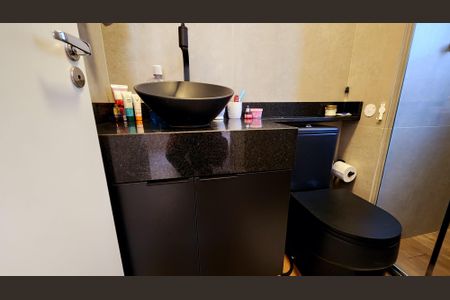 Apartamento à venda com 66m², 2 quartos e 1 vagaBanheiro da Suíte