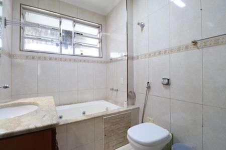 Apartamento à venda com 120m², 3 quartos e 1 vagaBanheiro