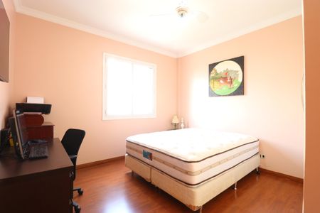 Apartamento à venda com 120m², 3 quartos e 1 vagaQuarto 2