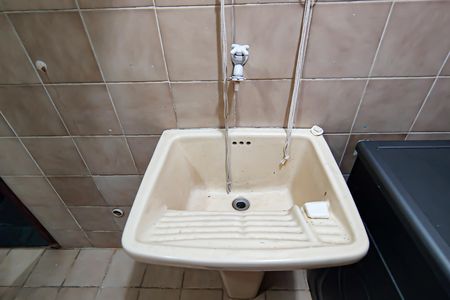 Casa de condomínio à venda com 233m², 5 quartos e 2 vagaslavanderia