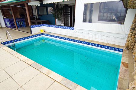 Casa de condomínio à venda com 233m², 5 quartos e 2 vagasarea de lazer