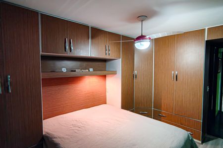Casa de condomínio à venda com 233m², 5 quartos e 2 vagasquarto 3
