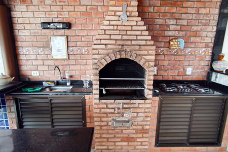 Casa de condomínio à venda com 233m², 5 quartos e 2 vagasarea de lazer