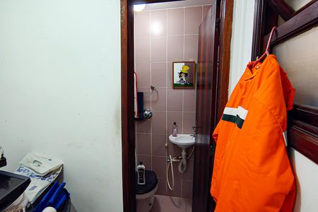 Casa de condomínio à venda com 233m², 5 quartos e 2 vagasquarto de serviço