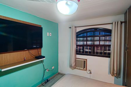 Casa de condomínio à venda com 233m², 5 quartos e 2 vagasquarto 3