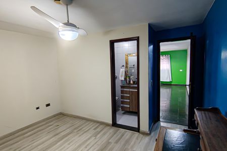 Casa de condomínio à venda com 233m², 5 quartos e 2 vagasquarto 1 suite