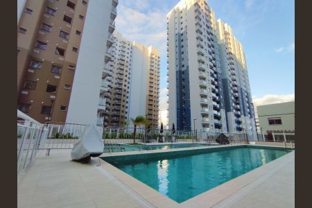 Apartamento à venda com 32m², 1 quarto e sem vagaÁrea comum - Piscina