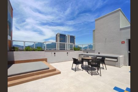 Apartamento à venda com 32m², 1 quarto e sem vagaÁrea Externa