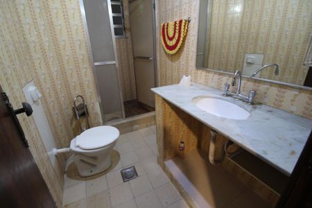 Casa à venda com 260m², 5 quartos e 3 vagas Banheiro da Suíte