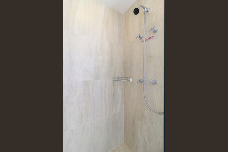 Studio para alugar com 25m², 0 quarto e sem vaga Studio para alugar com 25m², 0 quarto e sem vagaBanheiro