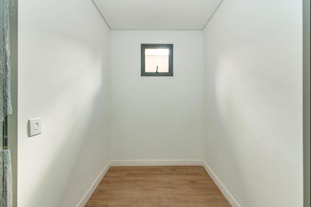 Apartamento à venda com 189m², 3 quartos e 2 vagasCloset da suíte 1