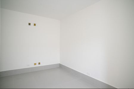 Casa à venda com 220m², 3 quartos e 4 vagasQuarto 3 - Suite