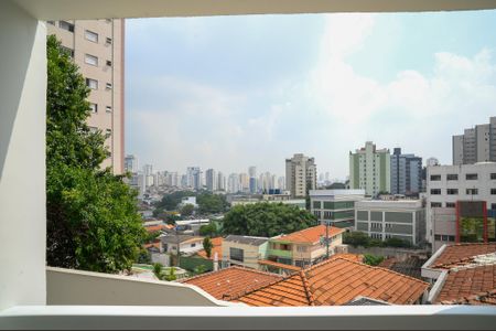 Casa à venda com 220m², 3 quartos e 4 vagasVaranda Quarto 1 - Suite