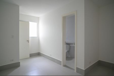 Casa à venda com 220m², 3 quartos e 4 vagasQuarto 3 - Suite