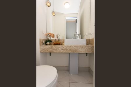 Apartamento à venda com 127m², 3 quartos e 2 vagas Apartamento à venda com 127m², 3 quartos e 2 vagasLavabo