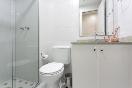 Apartamento à venda com 127m², 3 quartos e 2 vagas Apartamento à venda com 127m², 3 quartos e 2 vagasBanheiro da Suíte 1