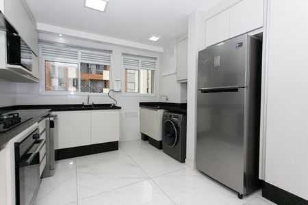 Apartamento à venda com 127m², 3 quartos e 2 vagas Apartamento à venda com 127m², 3 quartos e 2 vagasCozinha