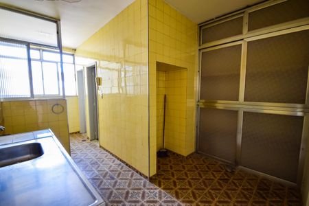 Apartamento à venda com 90m², 4 quartos e 1 vagaCozinha