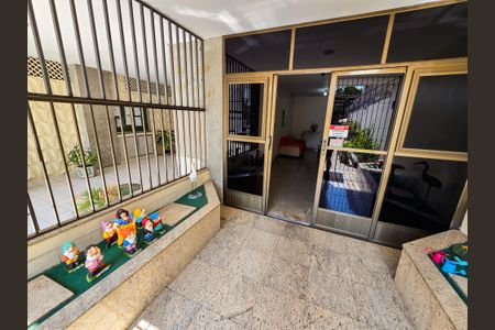 Apartamento à venda com 90m², 4 quartos e 1 vagaPortaria