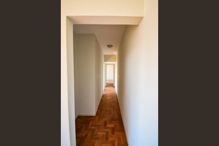 Apartamento à venda com 90m², 4 quartos e 1 vagaCorredor