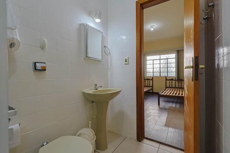 Casa à venda com 419m², 3 quartos e 4 vagasBanheiro da Suíte