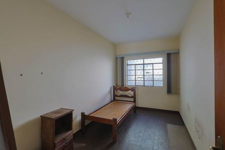 Casa à venda com 419m², 3 quartos e 4 vagasQuarto 2