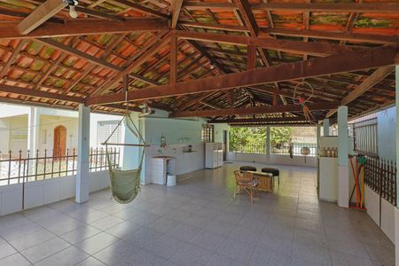 Casa à venda com 419m², 3 quartos e 4 vagasTerraço