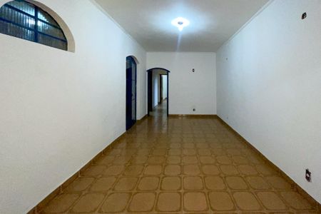 Casa à venda com 360m², 3 quartos e 3 vagasSala
