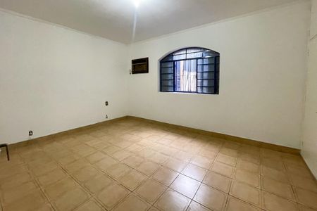 Casa à venda com 360m², 3 quartos e 3 vagasQuarto 2