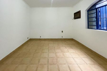 Casa à venda com 360m², 3 quartos e 3 vagasQuarto 2