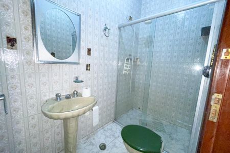 Casa à venda com 360m², 3 quartos e 3 vagasBanheiro 2