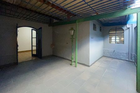 Casa à venda com 360m², 3 quartos e 3 vagasVaranda