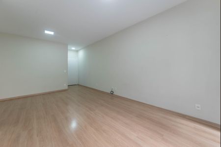 Apartamento para alugar com 80m², 3 quartos e 2 vagasSala