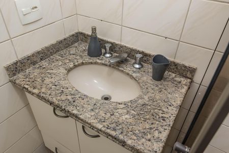 Apartamento para alugar com 80m², 3 quartos e 2 vagasBanheiro Social