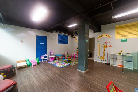 Apartamento à venda com 108m², 3 quartos e 2 vagas Apartamento à venda com 108m², 3 quartos e 2 vagasÁrea comum - Brinquedoteca