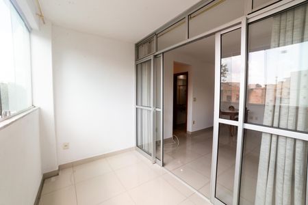 Apartamento à venda com 108m², 3 quartos e 2 vagas Apartamento à venda com 108m², 3 quartos e 2 vagasVaranda da Sala